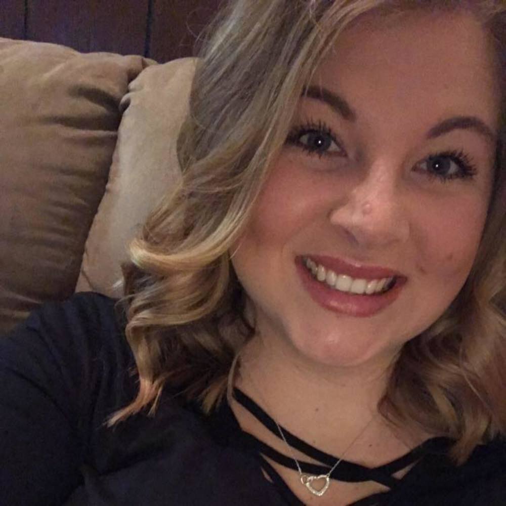 Meet your Posher, Hayley